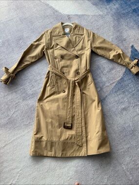 Gap Women's Beige Double-Breasted Trench Coat with Belt